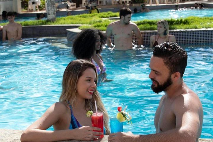Nautico Flat Com Acesso Ao Clube Nautico Praia- Caldas Novas Kültér fotó