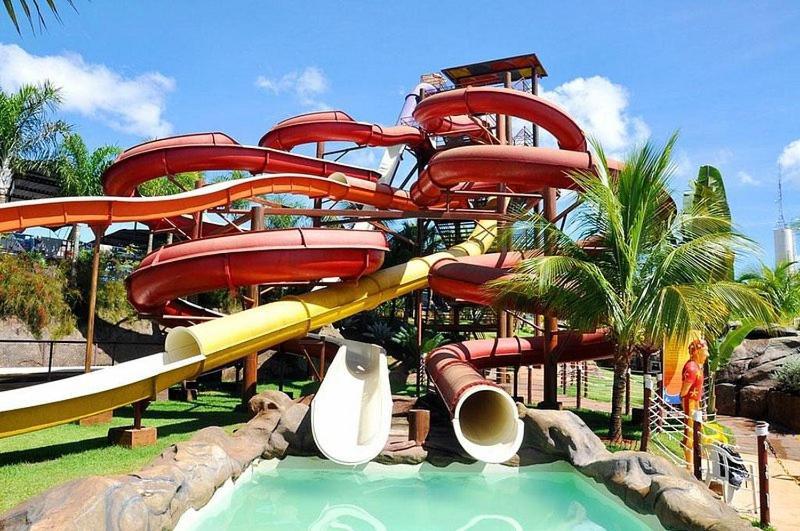 Nautico Flat Com Acesso Ao Clube Nautico Praia- Caldas Novas Kültér fotó