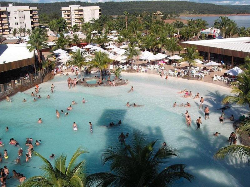 Nautico Flat Com Acesso Ao Clube Nautico Praia- Caldas Novas Kültér fotó
